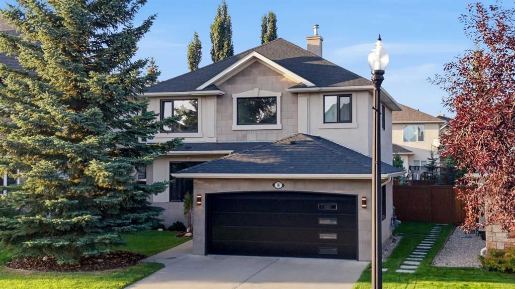8 Strathlea Close SW, Calgary — photo 2 of 50