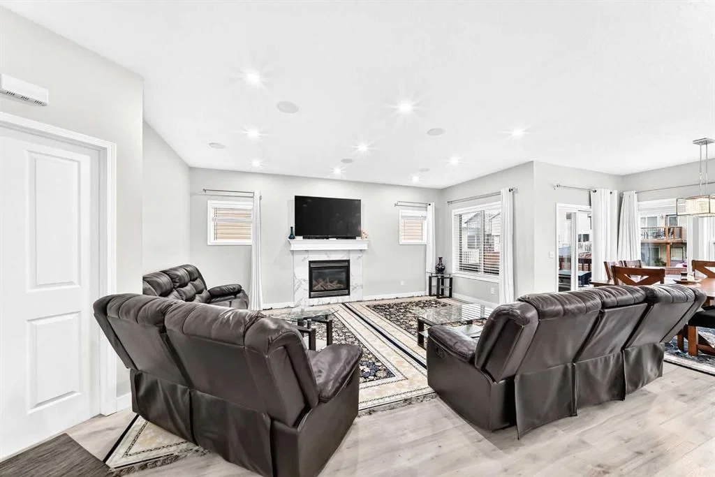 11919 Coventry Hills Way NE, Calgary — photo 5 of 50