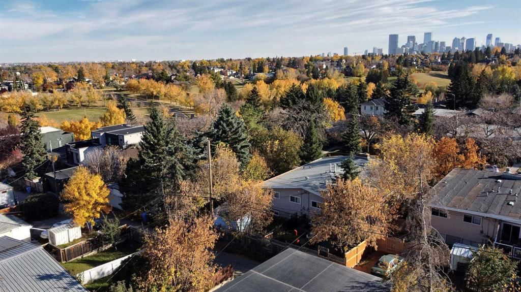 933 32 Avenue NW, Calgary — photo 2 of 8