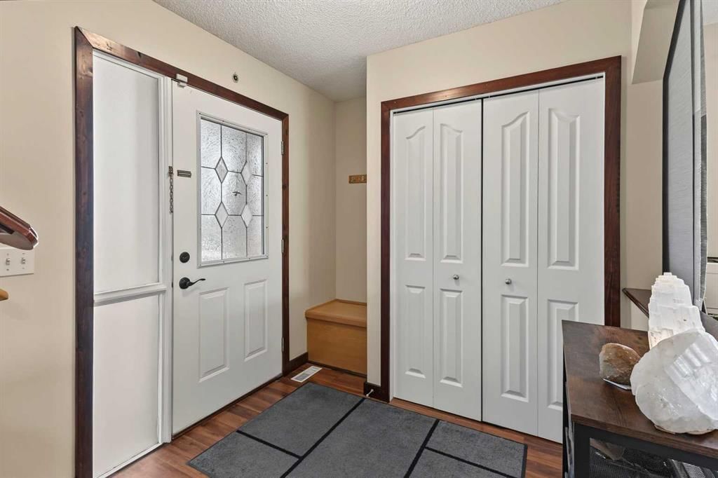 279 Panamount Hill NW, Calgary — photo 3 of 44