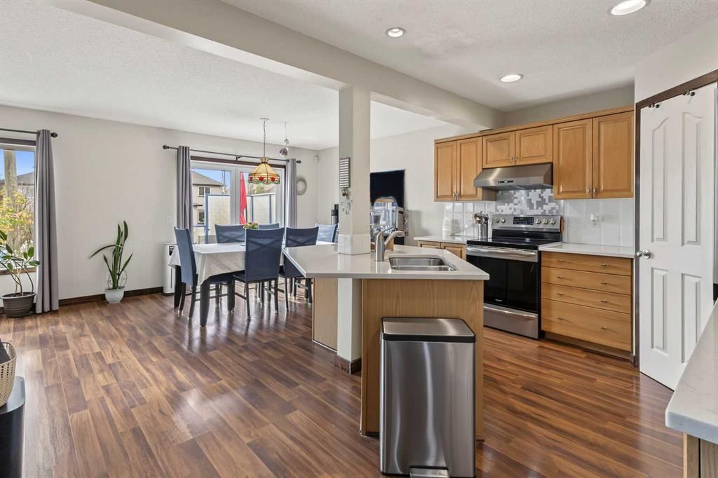279 Panamount Hill NW, Calgary — photo 4 of 44