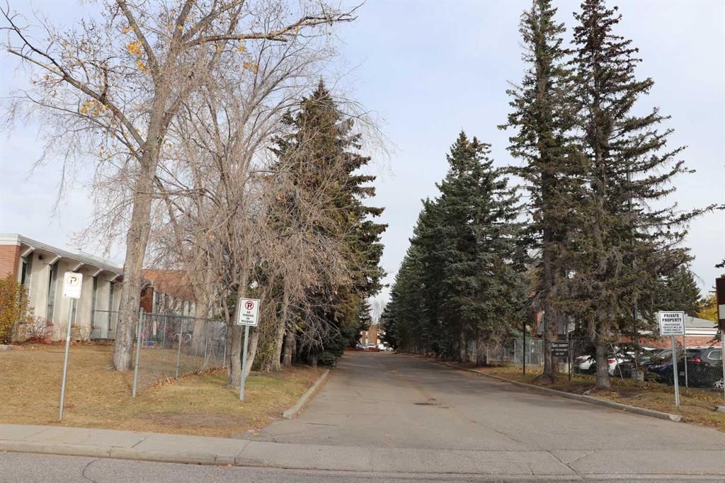 10, 366 94 Avenue SE, Calgary — photo 2 of 23