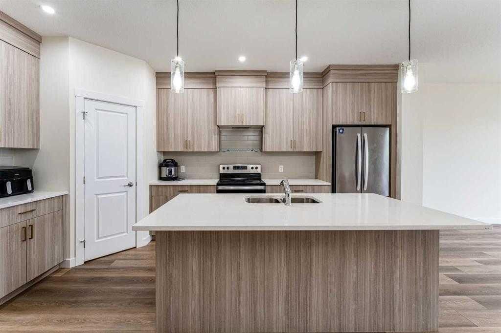 3222 Chinook Winds Drive SW, Airdrie — photo 2 of 34