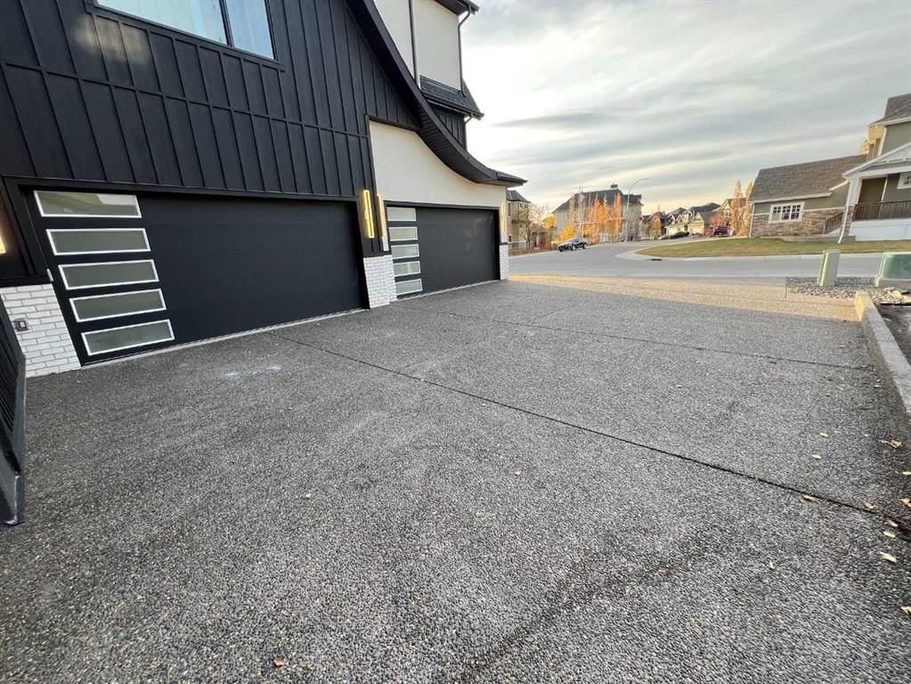 16 Rockcliff Hill NW, Calgary — photo 4 of 50