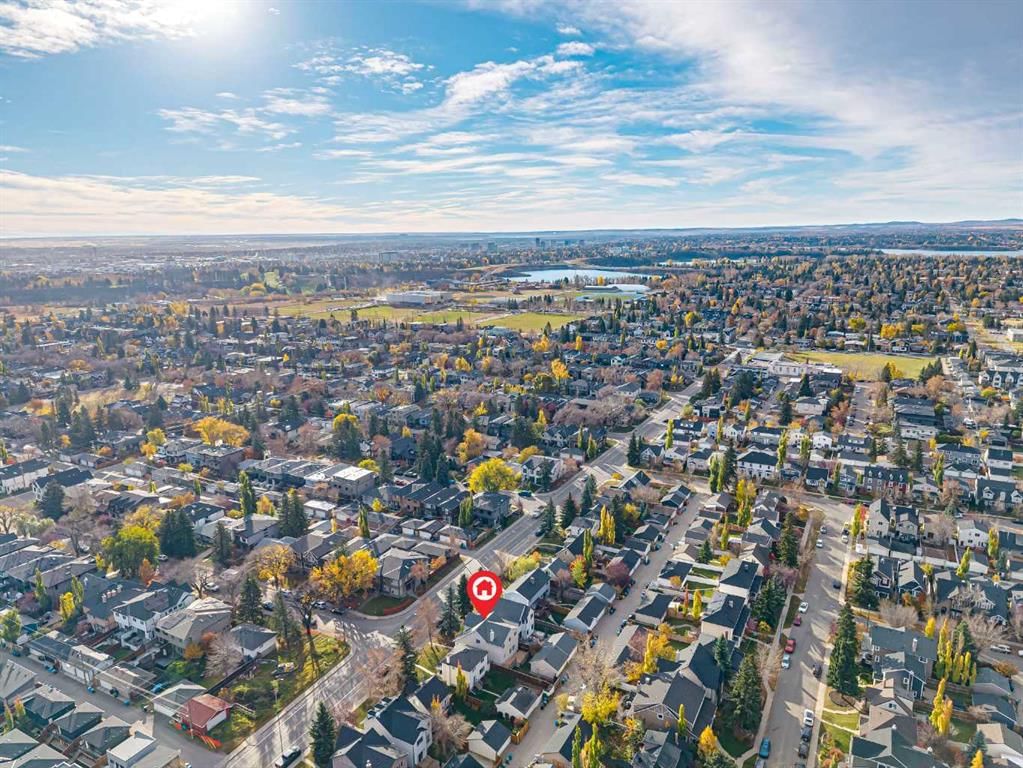 4661 20 Street SW, Calgary — photo 2 of 43