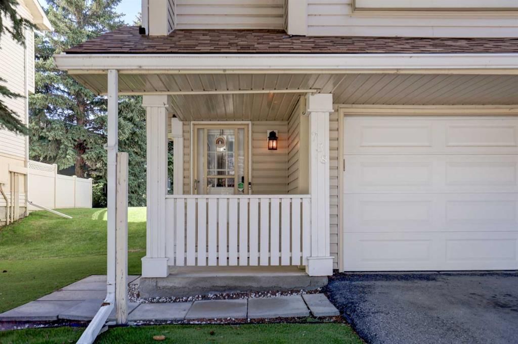 738 Queenston Terrace SE, Calgary — photo 3 of 46