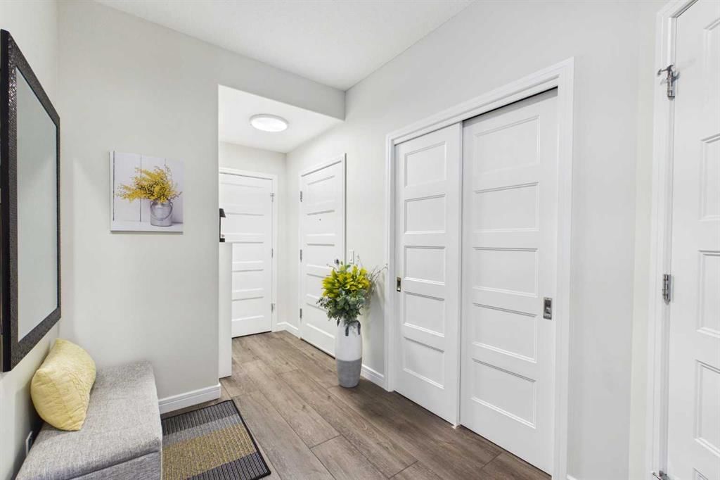 1410, 80 Greenbriar Place NW, Calgary — photo 5 of 47