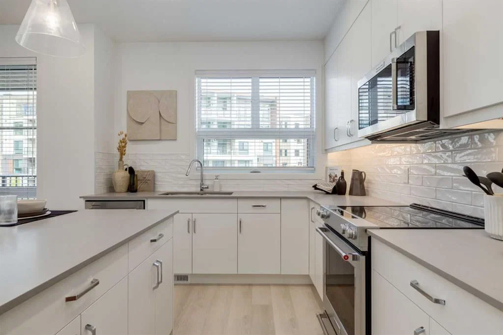 1423 Na'a Drive SW, Calgary — photo 4 of 31