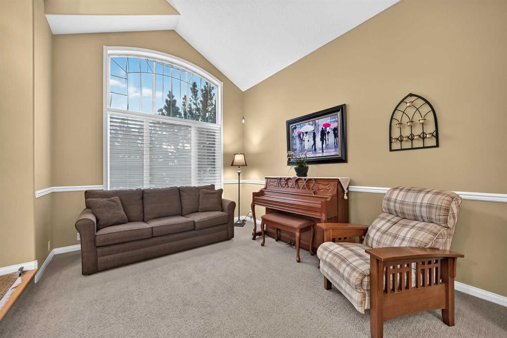 442 Sienna Heights Hill SW, Calgary — photo 5 of 49