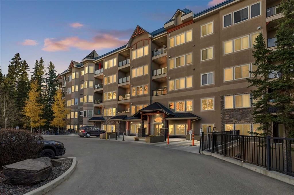 424, 20 Discovery Ridge Close SW, Calgary — apartment for sale