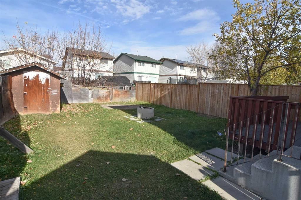 412 Abadan Place NE, Calgary — photo 2 of 24