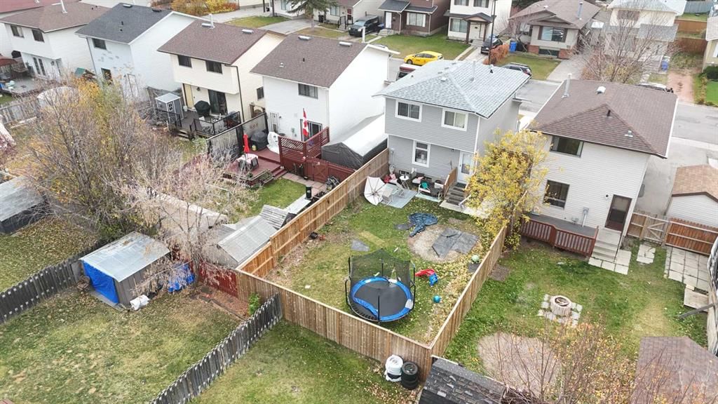 412 Abadan Place NE, Calgary — photo 4 of 24
