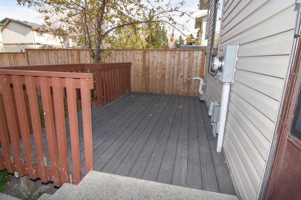 412 Abadan Place NE, Calgary — photo 5 of 24
