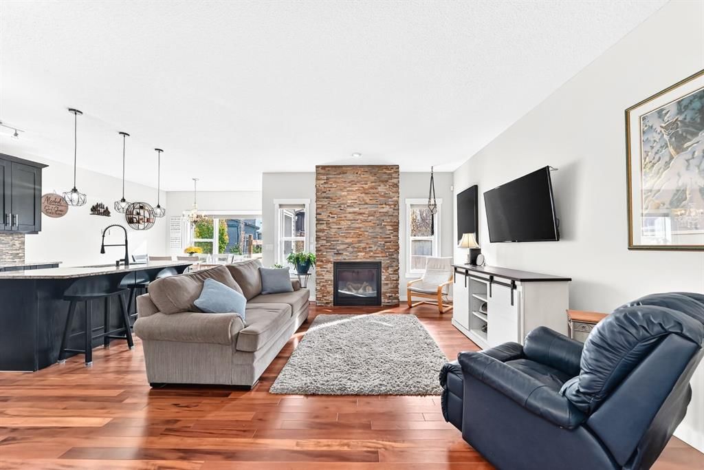 116 Walden Terrace SE, Calgary — photo 4 of 28