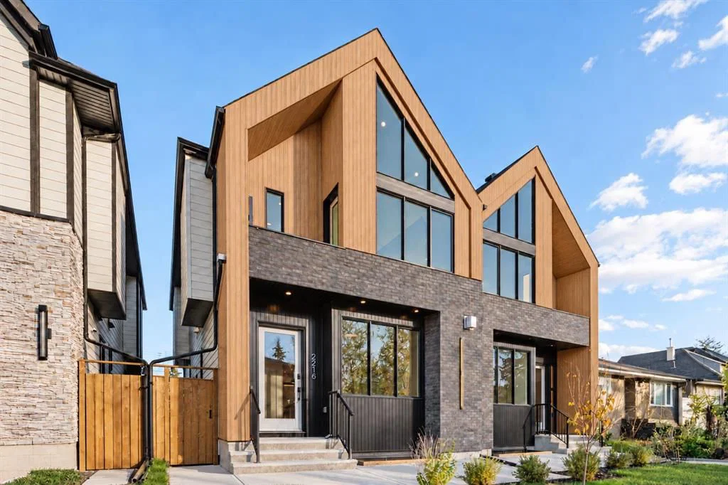 2216 35 Street SW, Calgary — main listing photo