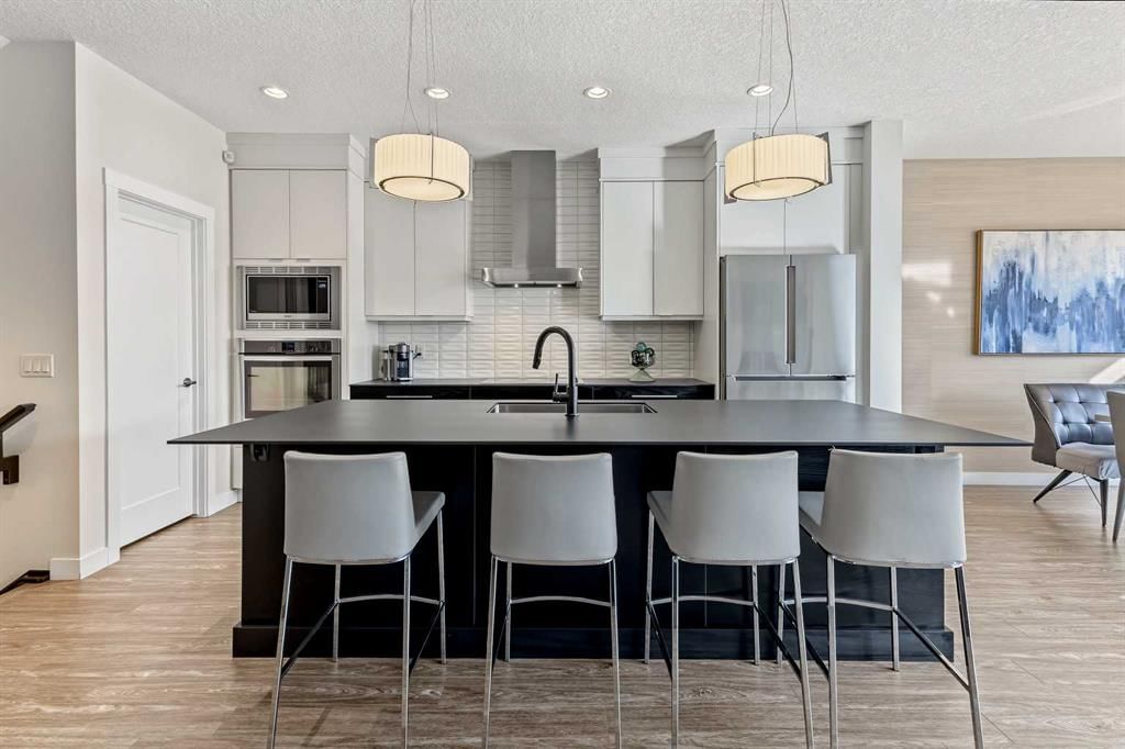 16 Tuscany Valley Grove NW, Calgary — photo 3 of 50