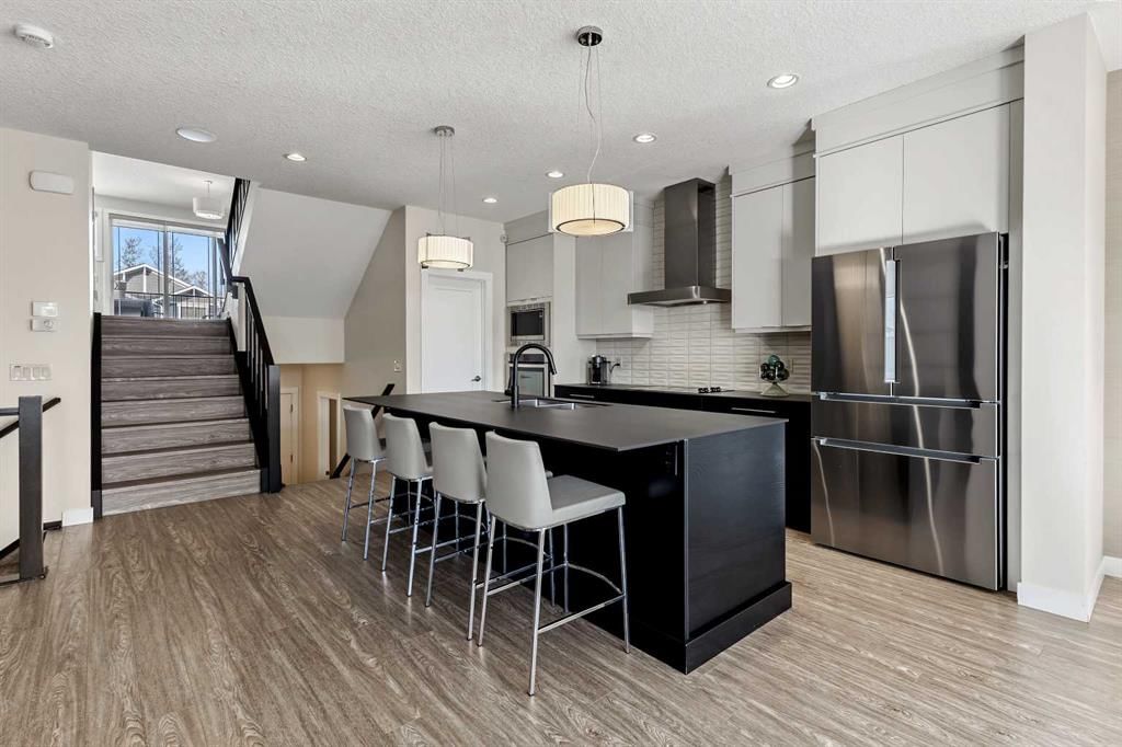 16 Tuscany Valley Grove NW, Calgary — photo 4 of 50