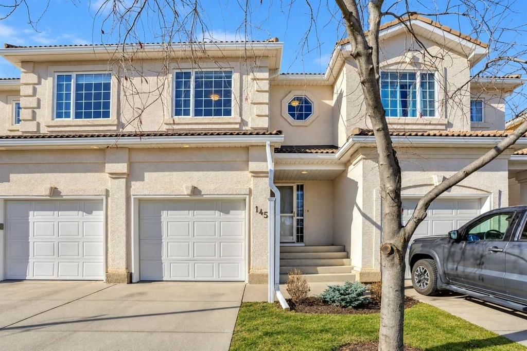 145 Hamptons Link NW, Calgary — photo 2 of 40
