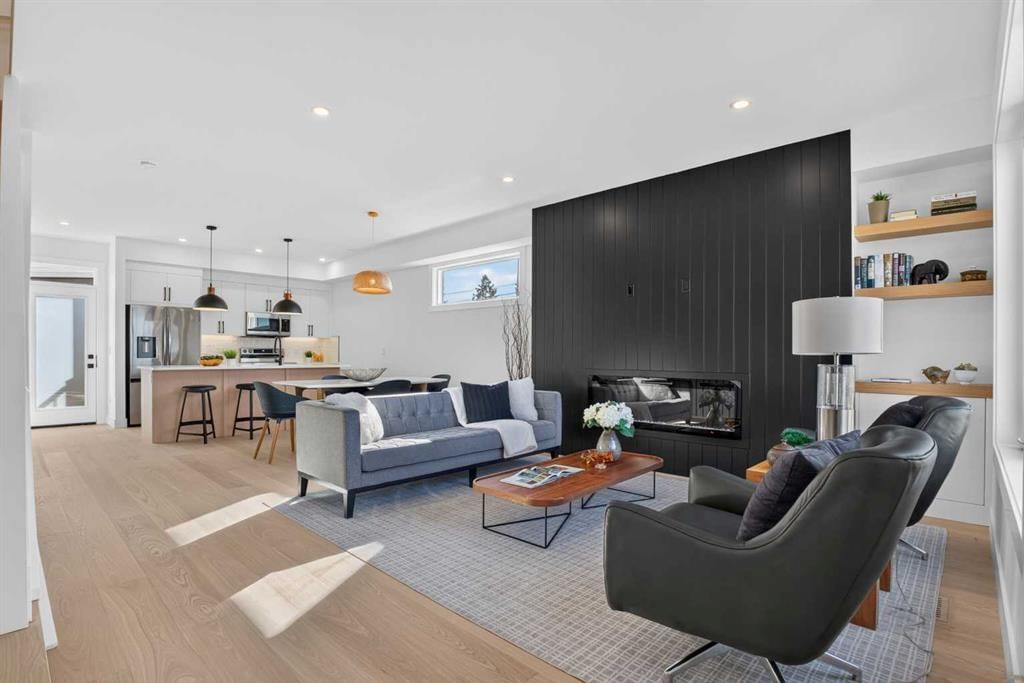 2234 44 Street NW, Calgary — photo 3 of 37