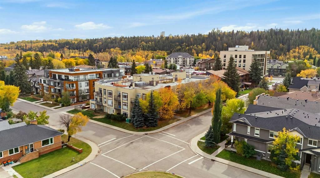 107, 540 34 Street NW, Calgary — main listing photo
