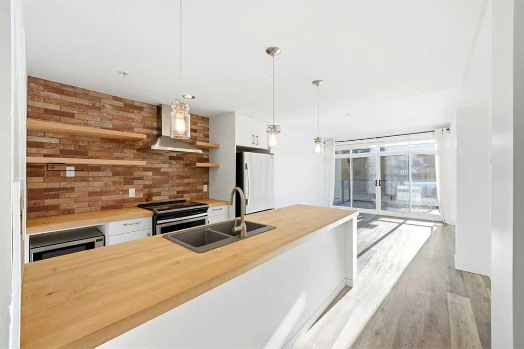 107, 540 34 Street NW, Calgary — photo 4 of 36