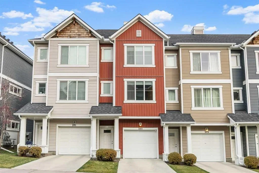 203, 355 Nolancrest Heights NW, Calgary — main listing photo