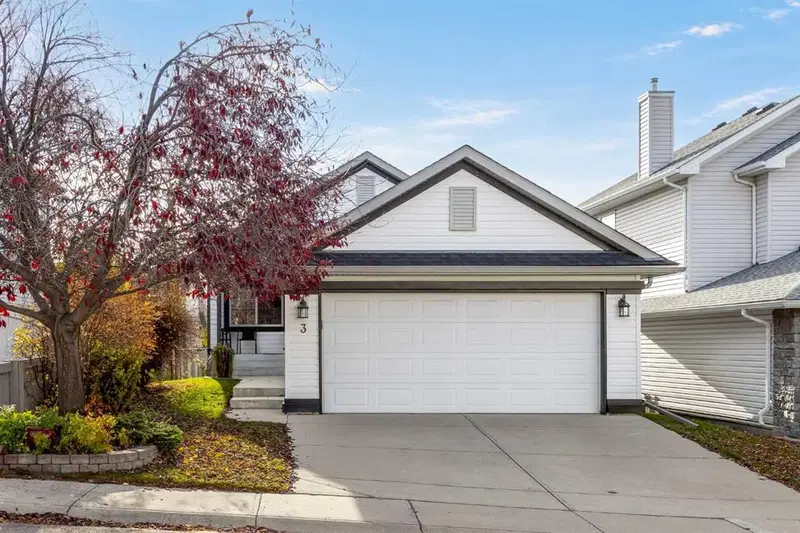 3 Tuscany Meadows Crescent NW, Calgary — photo 2 of 46
