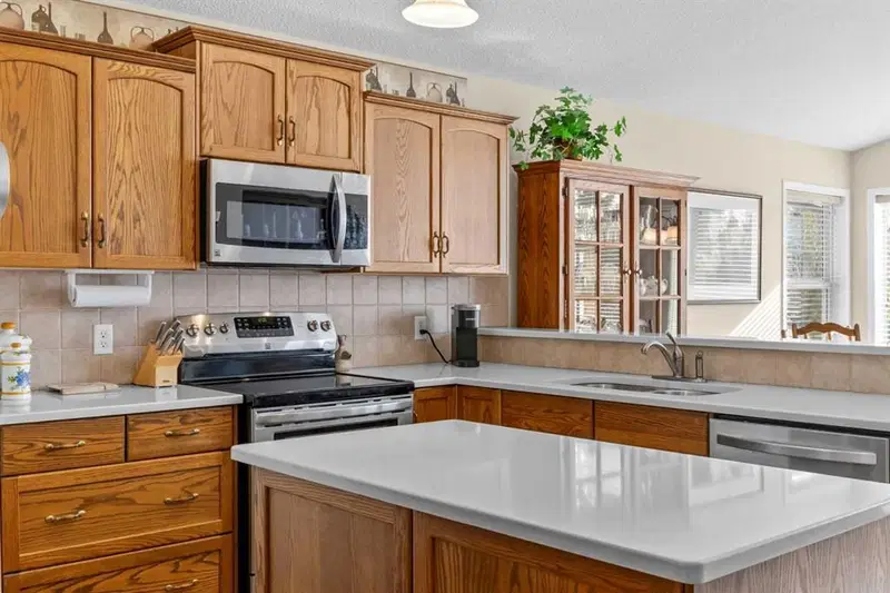 3 Tuscany Meadows Crescent NW, Calgary — photo 4 of 46