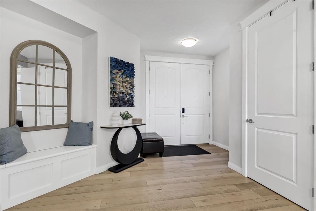 66 Masters Avenue SE, Calgary — photo 3 of 50