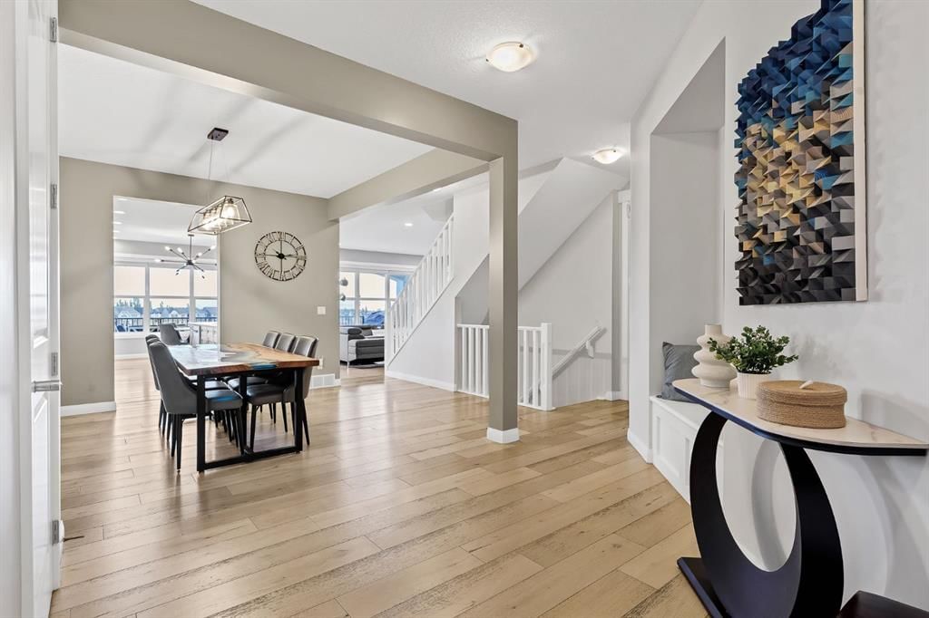 66 Masters Avenue SE, Calgary — photo 4 of 50