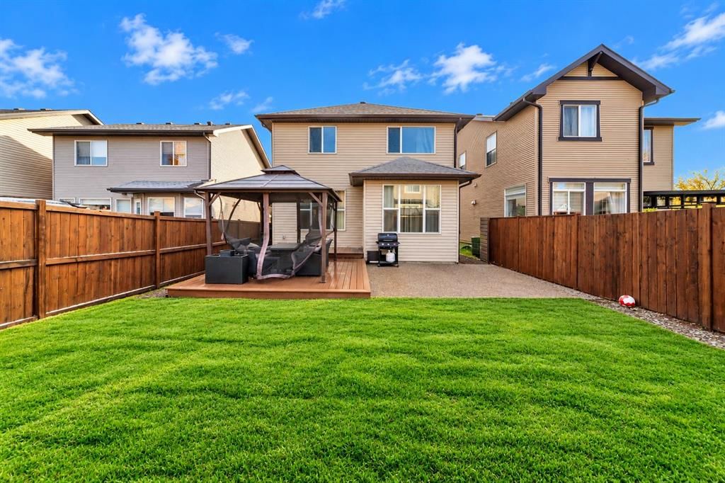 1580 New Brighton Drive SE, Calgary — photo 2 of 50