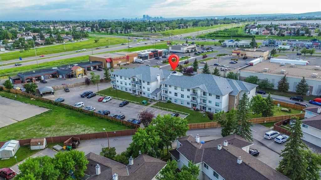 103, 5555 FALSBRIDGE Drive NE, Calgary — photo 4 of 37