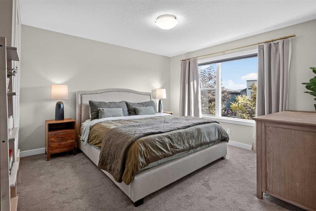 1270 Walden Drive SE, Calgary — photo 3 of 38