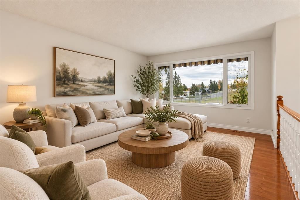 808 Stonehaven Road SW, Calgary — photo 3 of 50