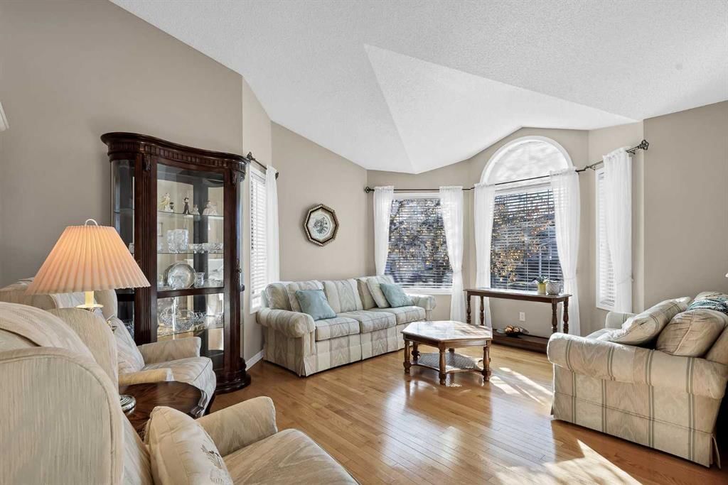 59 Scotia Landing NW, Calgary — photo 2 of 47