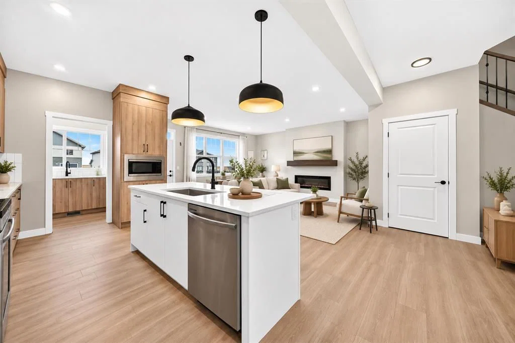 116 Lewiston Drive NE, Calgary — photo 5 of 18