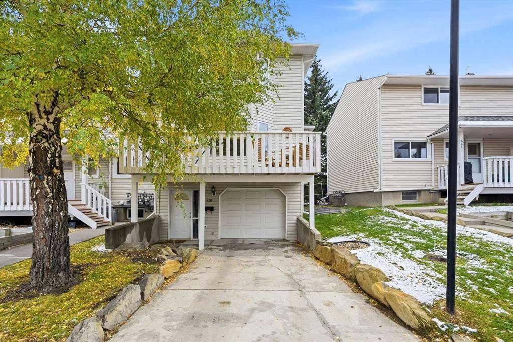 436 Killarney Glen Court SW, Calgary — photo 2 of 30
