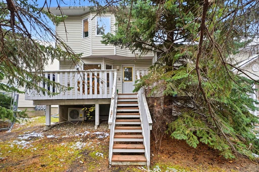 436 Killarney Glen Court SW, Calgary — photo 4 of 30