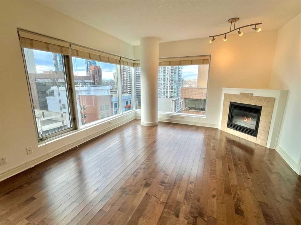 1508, 920 5 Avenue SW, Calgary — photo 4 of 19