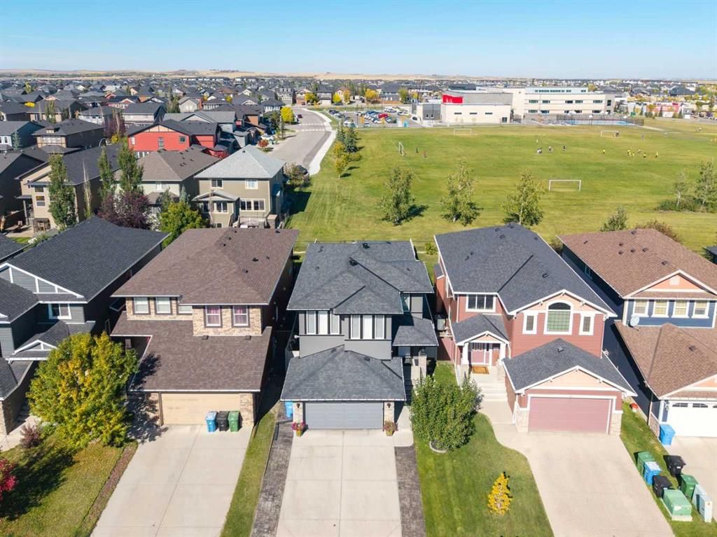 68 Evanspark Circle NW, Calgary — photo 3 of 50