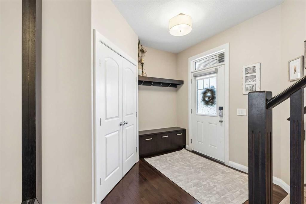 68 Evanspark Circle NW, Calgary — photo 5 of 50
