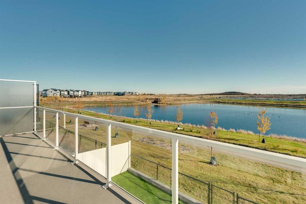 198 Savoy Landing SE, Calgary — main listing photo
