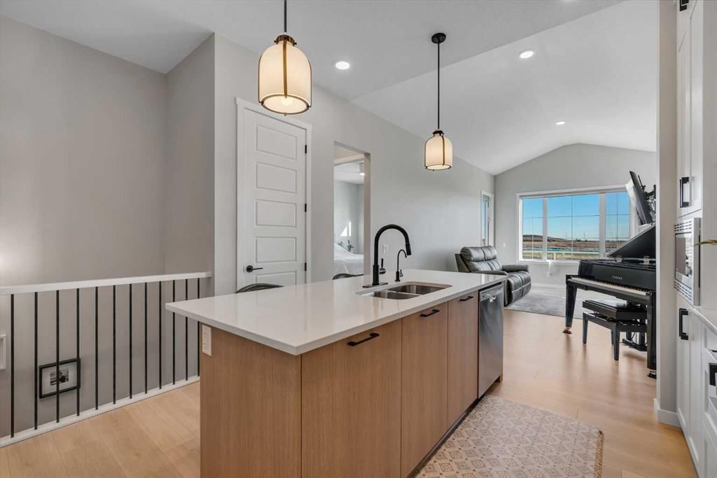 198 Savoy Landing SE, Calgary — photo 4 of 50