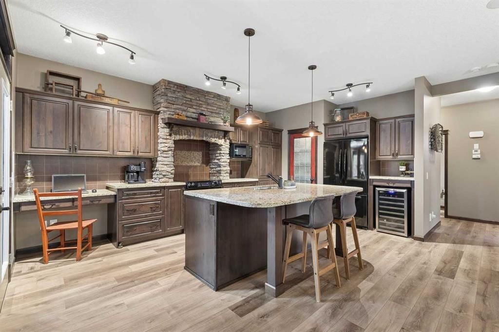32 Cranarch Bay SE, Calgary — photo 3 of 50