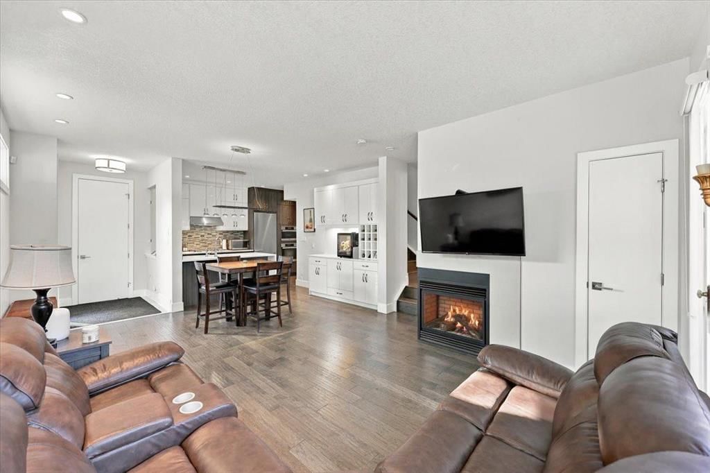 2, 840 McPherson Road NE, Calgary — photo 4 of 33