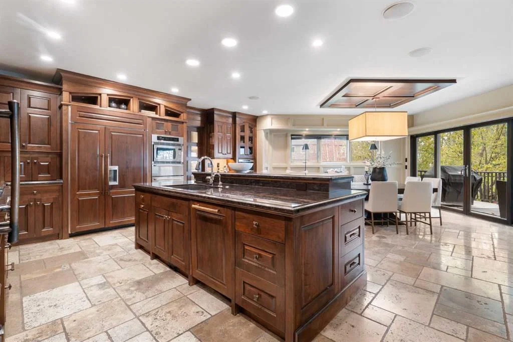 88 Sunset Close SE, Calgary — photo 4 of 50