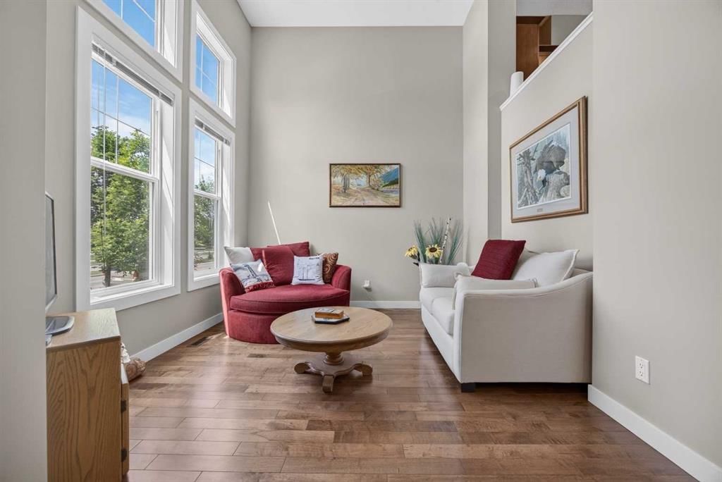 913 Evanston Square NW, Calgary — photo 5 of 39