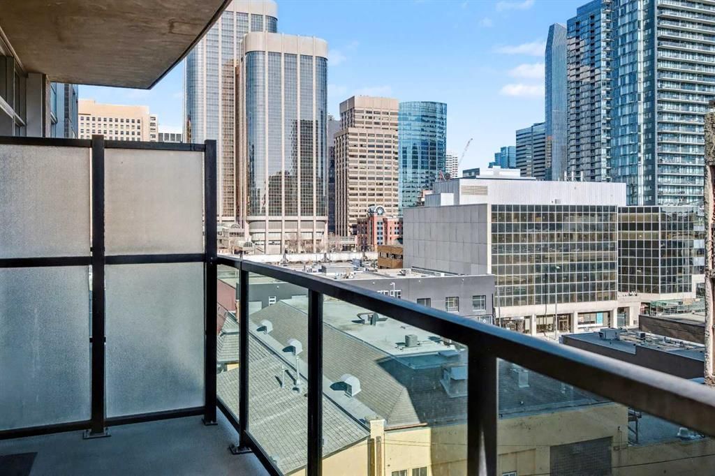 609, 788 12 Avenue SW, Calgary — photo 2 of 18
