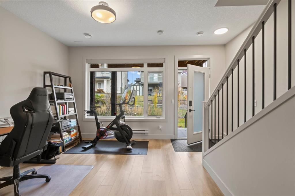 52 Royal Elm Green NW, Calgary — photo 5 of 36