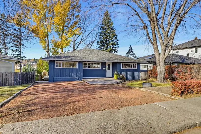 4119 2 Street NW, Calgary — photo 2 of 50